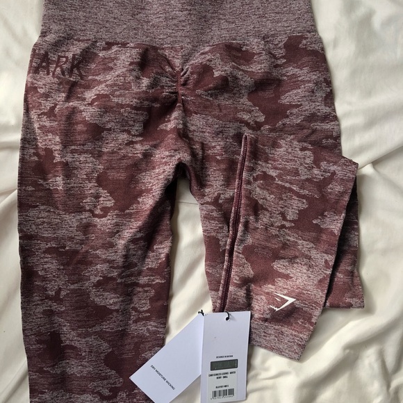 Gymshark 🦈 camo seamless leggings. BRAND NEW-with tags! - Picture 3 of 5